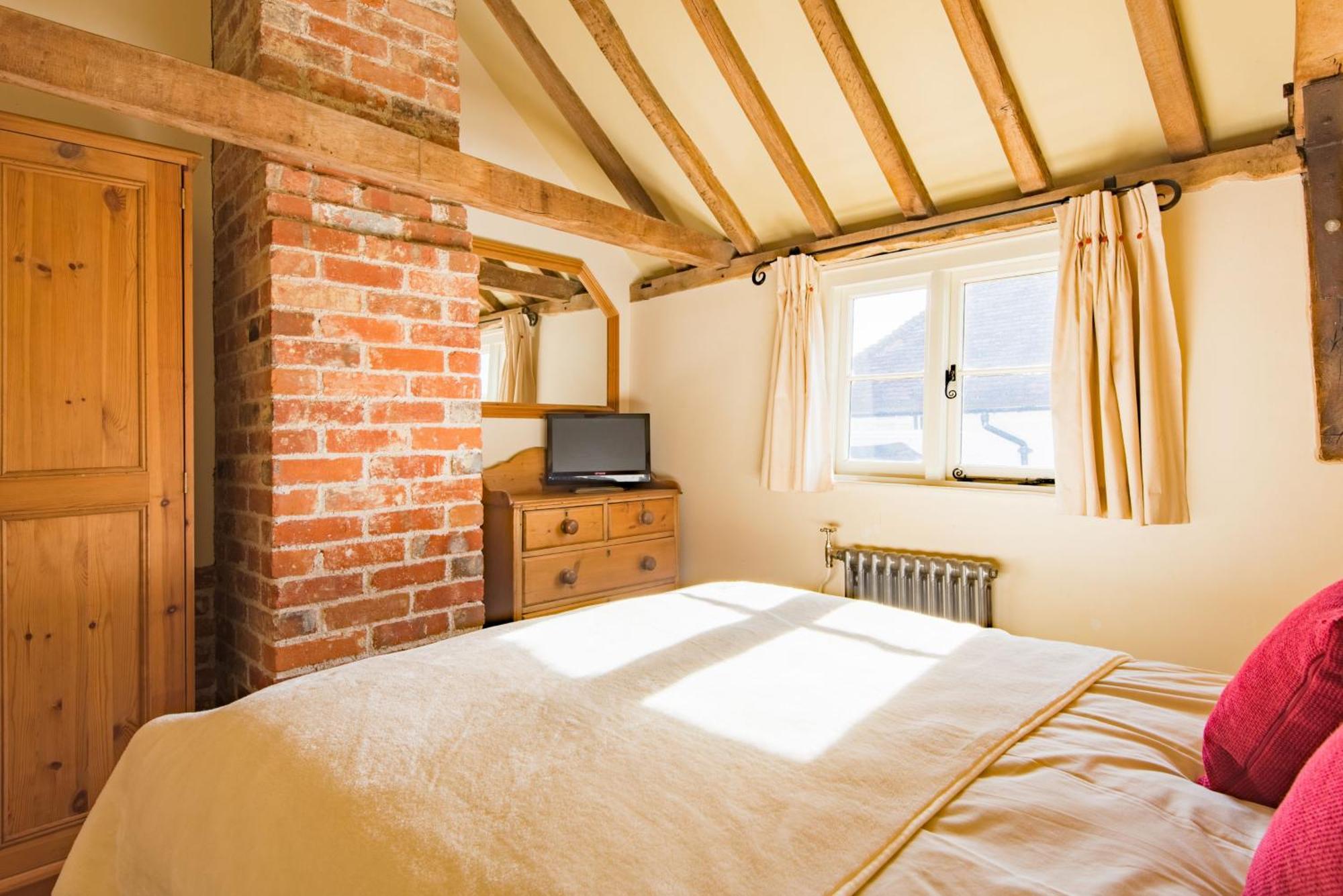 The Oast By Bloom Stays Newenden Экстерьер фото
